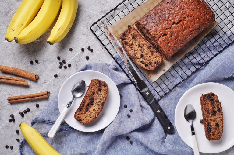 Best Aunt Holly’s Banana Bread