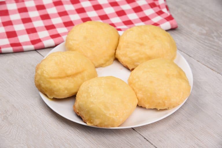 Simple Dampfnudeln German Dumplings