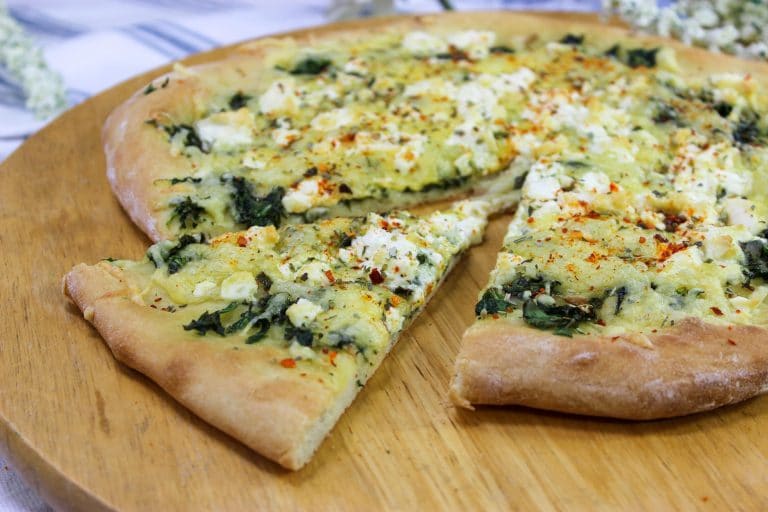 Simple Spinach & Feta Pizza
