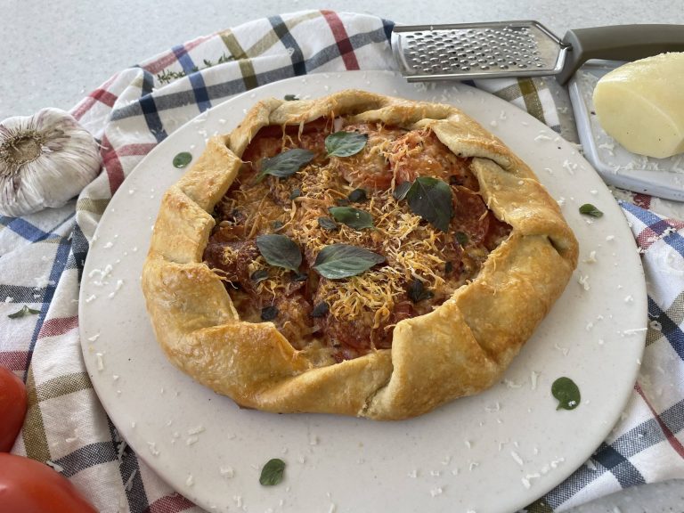 Quick & Easy Tomato Pepperoni Galette