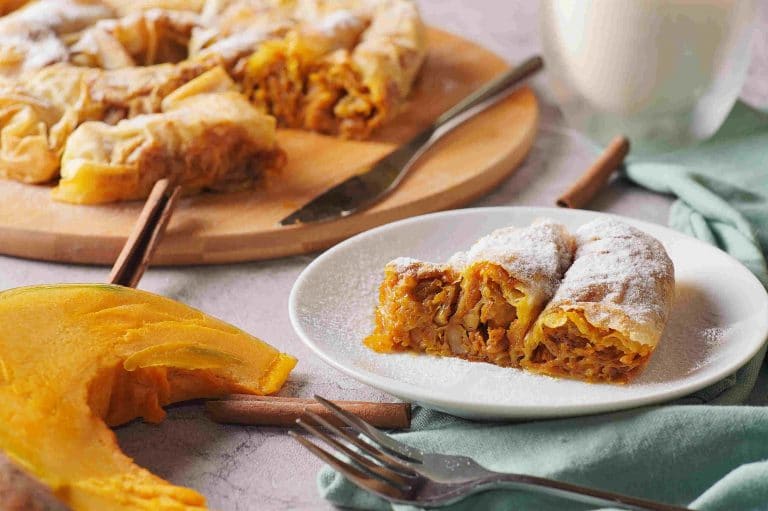 Easy Pumpkin Spice Tikvenik