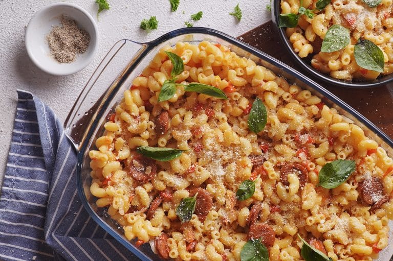 Easy Cheesy Chorizo & Red Pepper Macaroni
