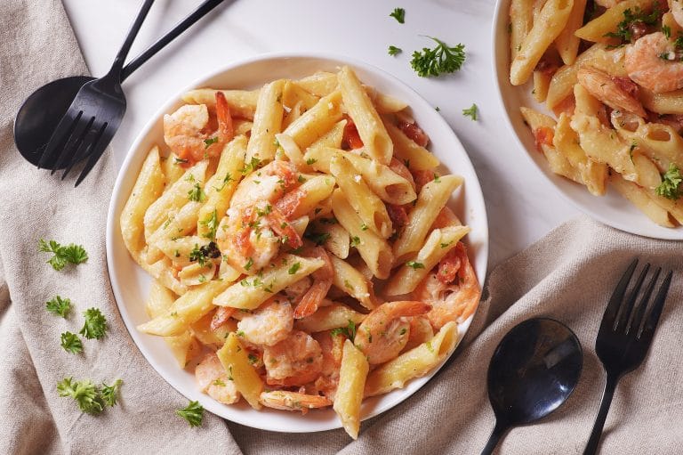 Easy Garlicky Shrimp Alfredo Bake