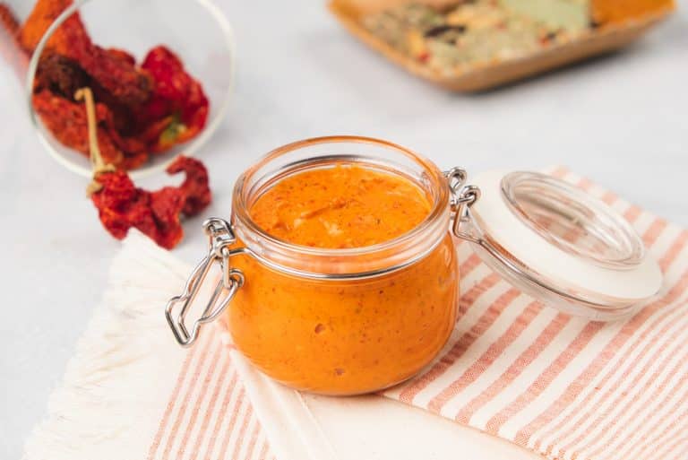 Easy Harissa Sauce/Paste