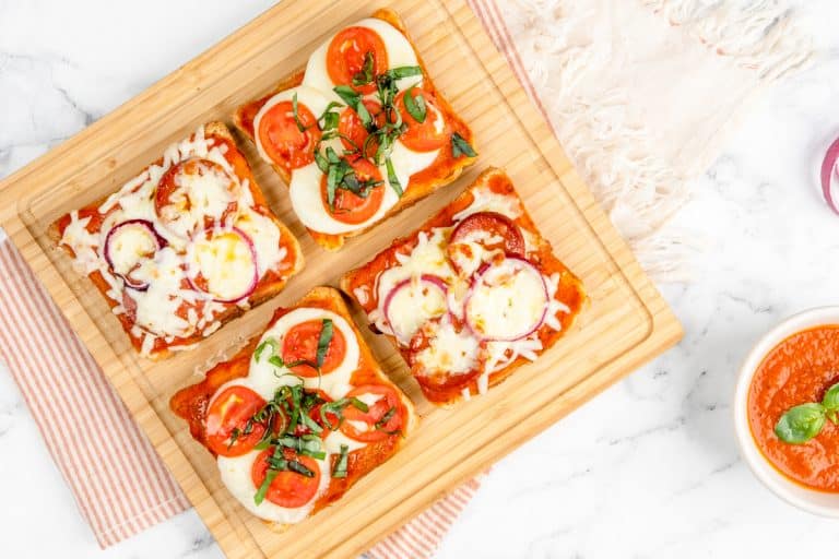 Easy Cheesy Pizza Toast