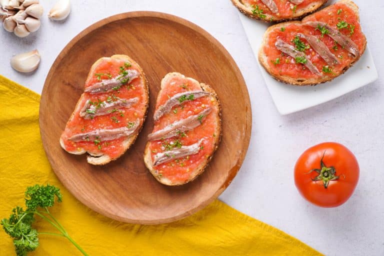 Simple Spanish Tomato Toast