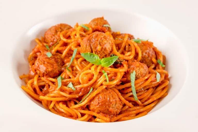 Homemade One Pan Spaghetti & Meatballs