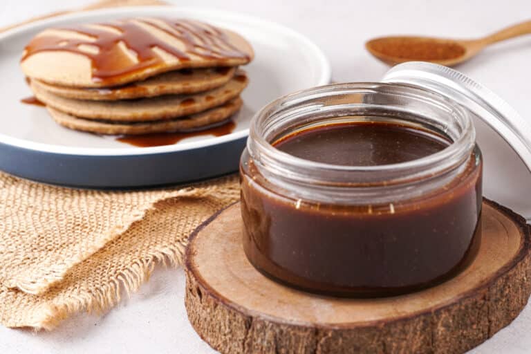 Simple Vegan Caramel Sauce