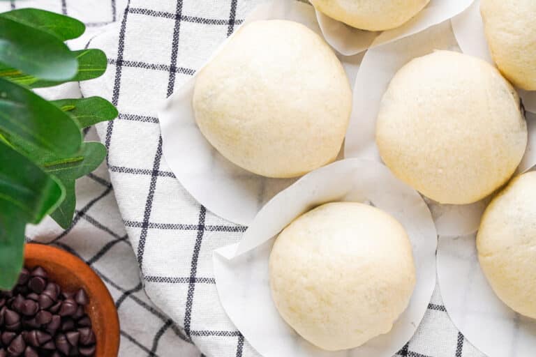 Best Pillowy Steamed Chocolate Buns