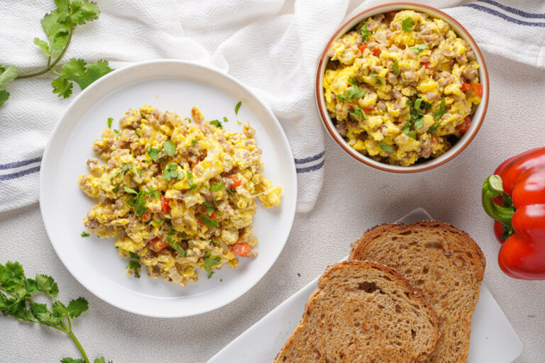 Easy & Delicious Breakfast Beef and Egg Scramble