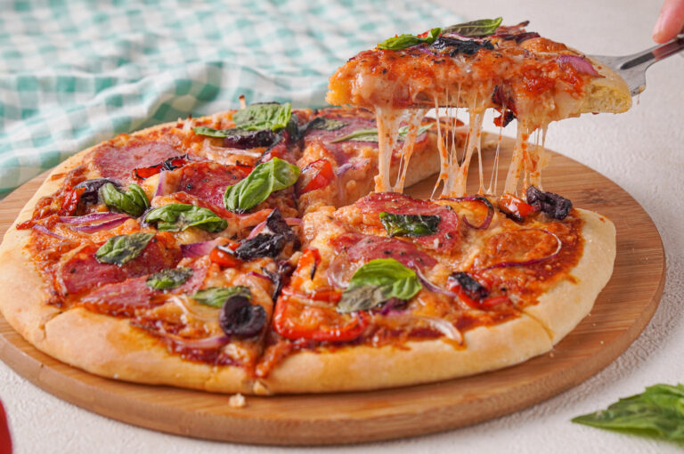 Cheesy Calabrese Pizza